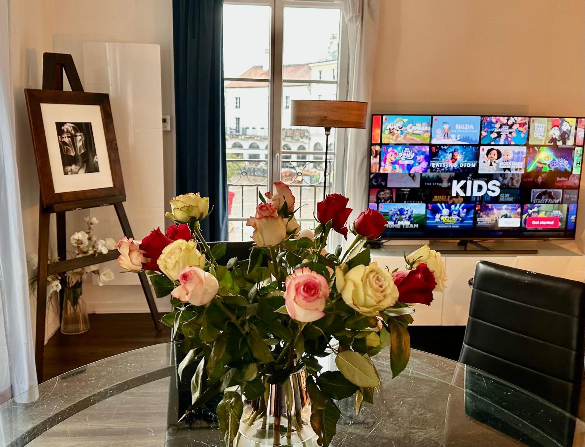 Appt Vue Place De Toscane - 4Min Disneyland-Paris Serris Eksteriør billede